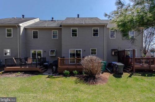 544 Hancock Ct, Collegeville, PA 19426-2243