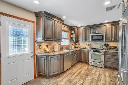 1532 Route 208, Washingtonville NY  10992-1916 exterior