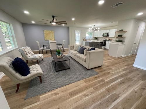 1420 Pioneer Ln, Plano, TX 75023-7312