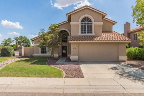 7353 Via Del Sol Dr, Glendale, AZ 85310-5278