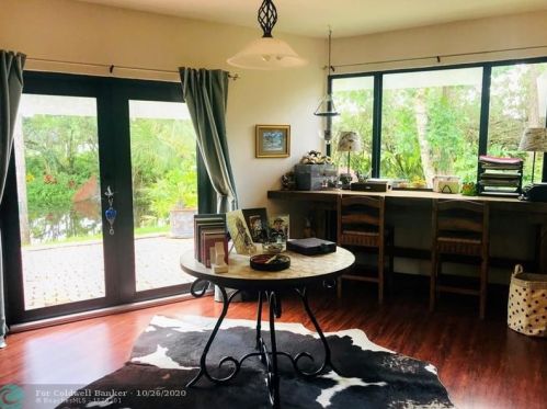 6612 Mandarin Blvd, Town Of Loxahatchee Groves FL  33470-3241 exterior