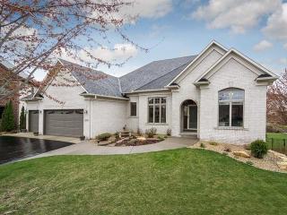 8248 Foxberry Dr, Prior Lake, MN 55378-2370