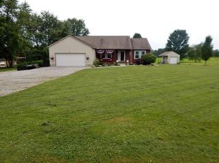 8030 Gale Rd, Hebron, OH 43025-9438