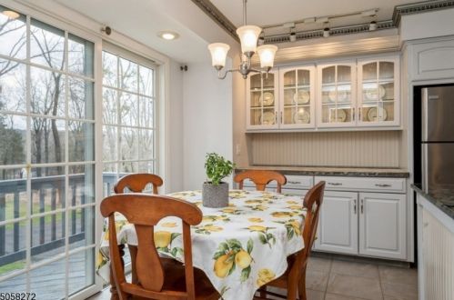 2106 Primrose Ln, Martinsville NJ  08836-2218 exterior