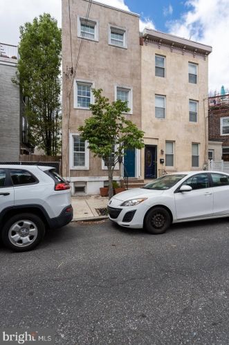 726 24 St, Philadelphia PA 19146-2540 exterior