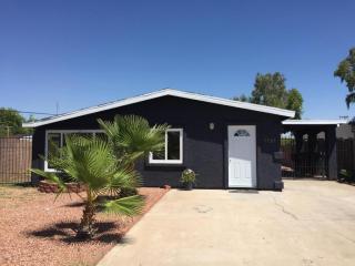 7737 Mckinley St, Scottsdale, AZ 85257-4465
