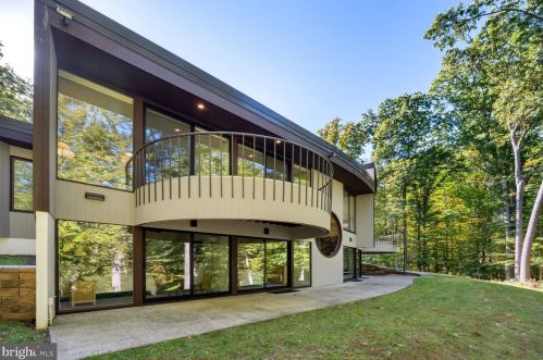 4690 Province Line Rd, Princeton NJ 08540-4303 exterior