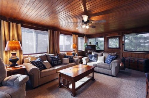 144 Addis Ave, Beaver Falls PA  15010-1016 exterior