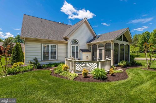6901 Broadleaf Ter, Gainesville, VA 20155-3129