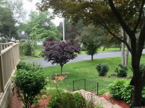 22 Circular Rd, Poughkeepsie NY 12601-4635 exterior