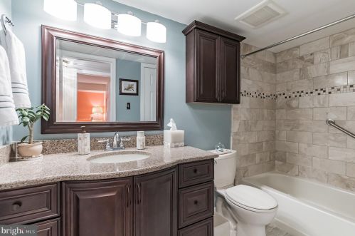 42 Belmont Sta, Southampton PA 18966-3765 exterior