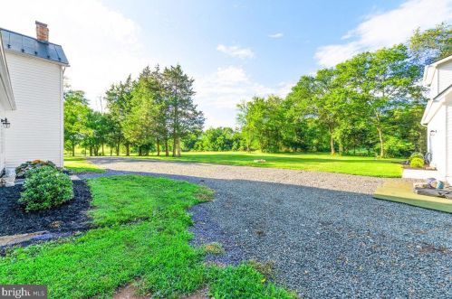 10719 Kettle Run Rd, Nokesville VA  20181-1715 exterior