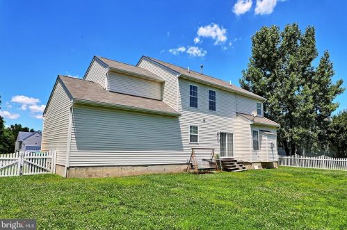 43 Wooten Ct, Dover DE  19904-3863 exterior