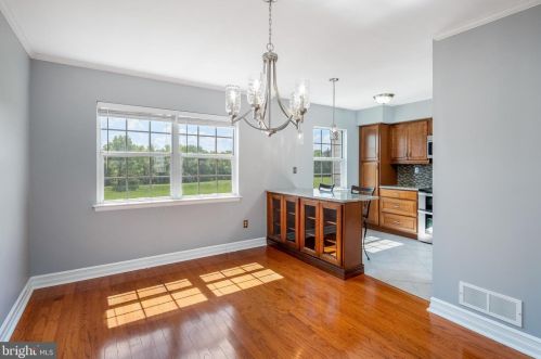 492 Devon Ct, Downingtown PA  19335-4221 exterior