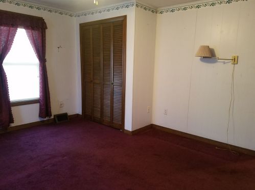 102 Glass St, Allenstown NH  03275-1524 exterior