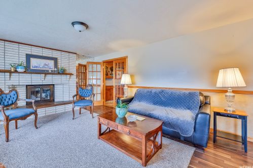 1096 Cambridge Rd, West Kaysville UT  84037-1305 exterior