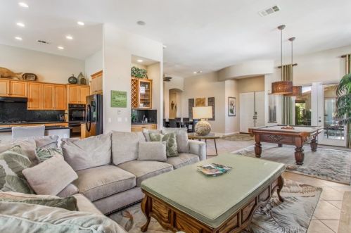 57080 Riviera, La Quinta CA  92253-5098 exterior