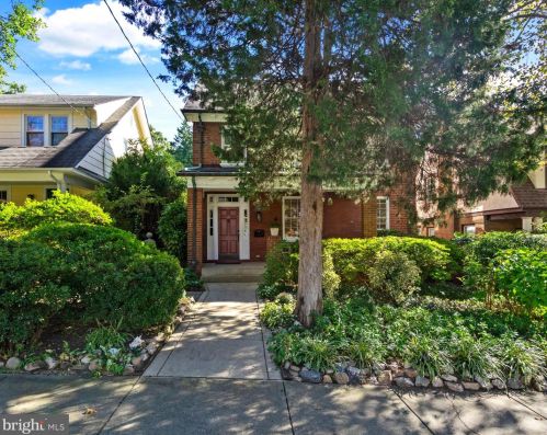 5349 Broad Branch Rd, Washington, DC 20015-1352