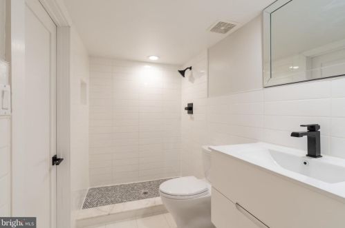 1509 Vermont Ave, Washington DC 20005-3712 exterior