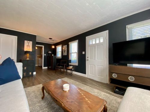 53 Harrison Blvd, Valpo IN  46383-3407 exterior