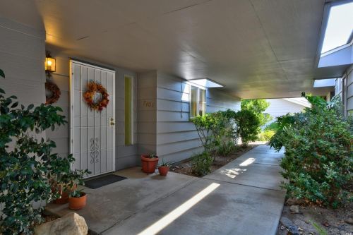 7401 Oakmont Dr, Santa Rosa, CA 95409-6365