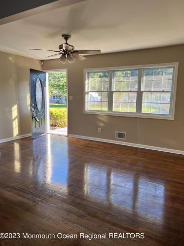 151 Stephan Rd, Bricktown, NJ 08724-7036