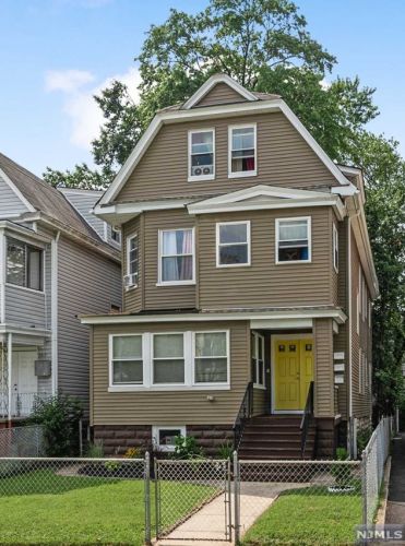 243 Burnett St, East Orange NJ  07018-2502 exterior
