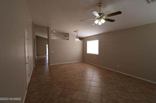6267 High Hope Ln, Tucson, AZ 85706-8081
