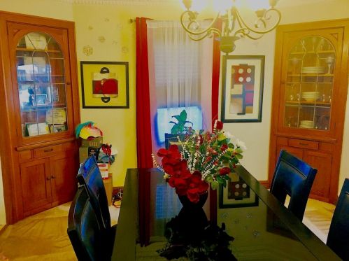 4054 71, Milwaukee WI 53220-2304 exterior