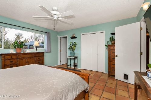 7552 Knollwood Cir, Tucson AZ 85750-2325 exterior