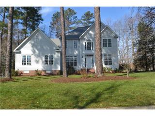 5700 Maple Brook Dr, Midlothian VA  23112-6322 exterior