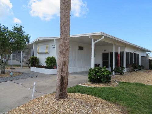 17830 Eglantine Ln, Fort Myers Beach, FL 33931-7137