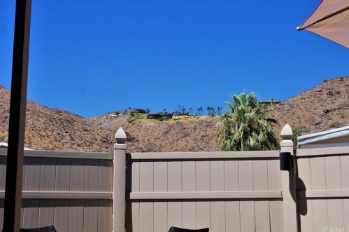 70 Santa Monica St, Palm Springs CA  92264-5257 exterior