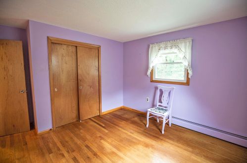 9 Mulberry Rd, Salem NH  03079-3801 exterior