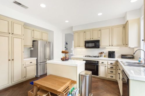 32290 Calle Avella, Temecula CA  92592-3860 exterior