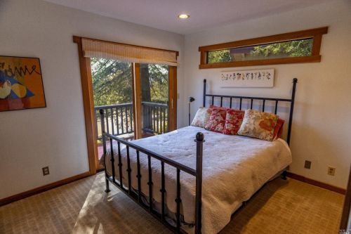 2000 Los Olivos Rd, Santa Rosa CA  95404-2018 exterior
