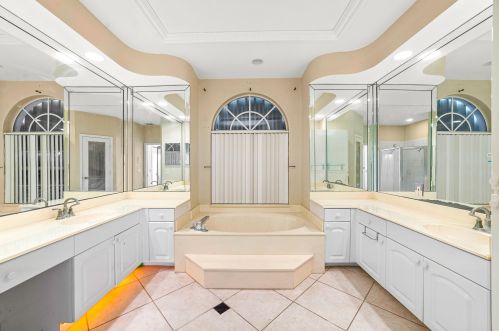 14387 Temple Blvd, Town Of Loxahatchee Groves FL  33470-5222 exterior