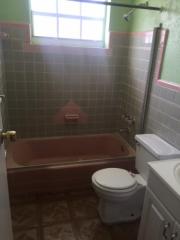 570 16th St, Hialeah, FL 33010-3233