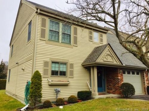 6 Corey Xing, Norwich, CT 06360-6462