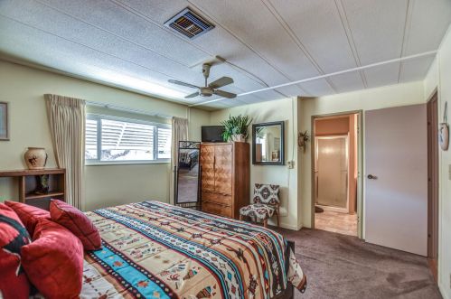 25403 Wyoming Ave, Chandler AZ  85248-6460 exterior