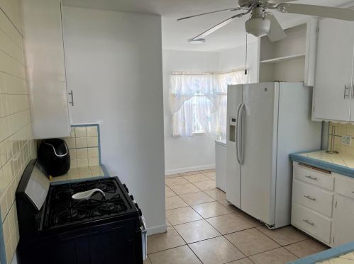 4916 Brompton Ave, Bell CA  90201-3729 exterior