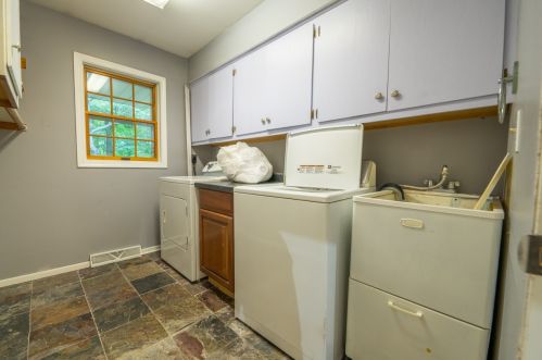 5631 Whispering Pines Dr, West Bend, WI 53095-9788