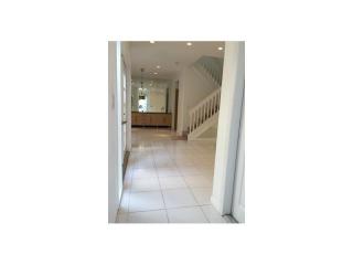 1085 River Birch St, Hollywood FL  33019-4801 exterior