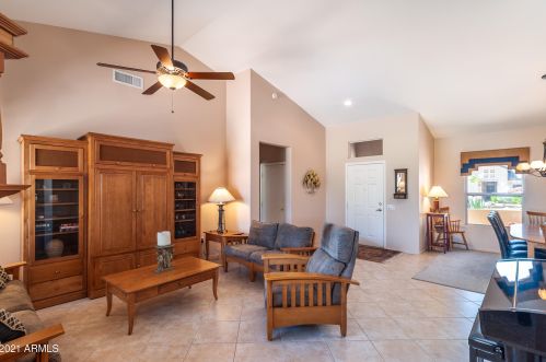 17493 Horseshoe Dr, Sun City, AZ 85374-6240