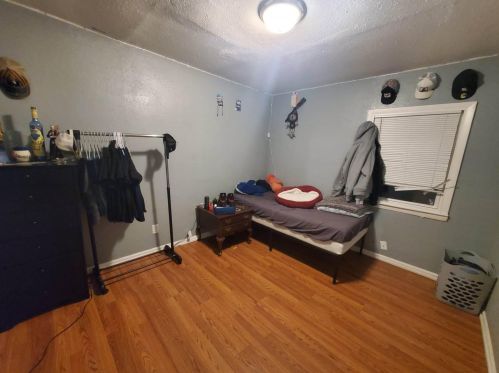 2132 15th Pl, Milwaukee WI  53215-2654 exterior