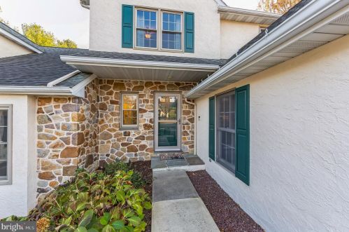 125 Derby Dr, Marsh, PA 19520-9706