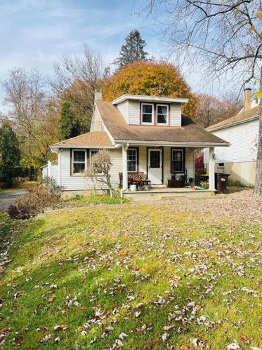 4071 Vera Cruz Rd, Coopersburg, PA 18036-9344