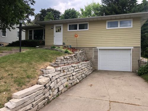 302 Elizabeth St, Watertown, WI 53098-2314