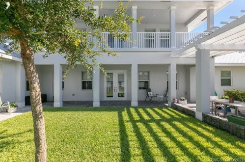 3046 Ellsworth Ave, Palm City, FL 34990-3205