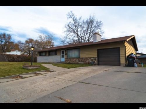 9958 Sego Lily Dr, Sandy, UT 84094-3904